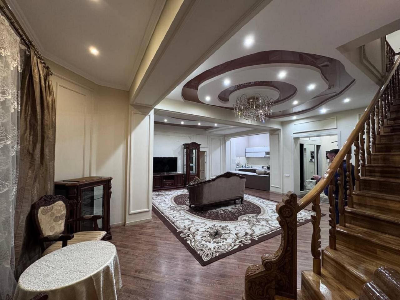 A Stylish Apartment In The Heart Of Tashkent! Eksteriør bilde